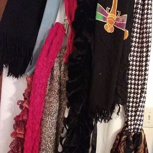 Scarfs